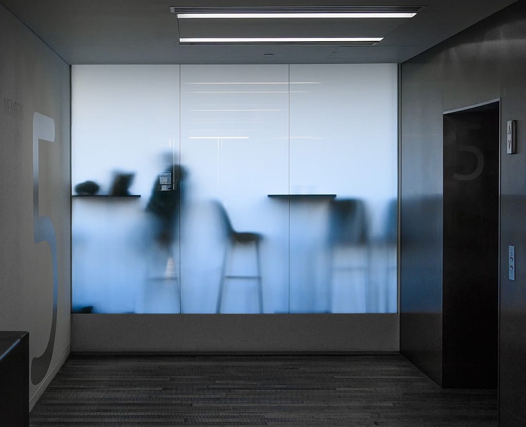 Smart-glass-Tampa